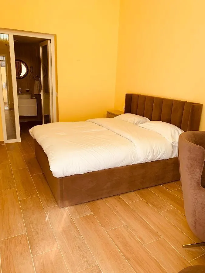 Bed & Breakfast Auto Tana Guest House Tirana