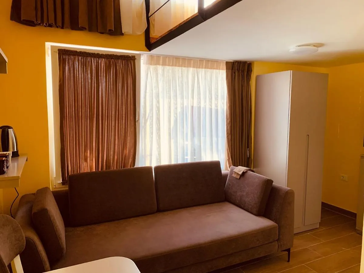 ベッド・アンド・ブレックファスト Auto Tana Guest House ティラナ