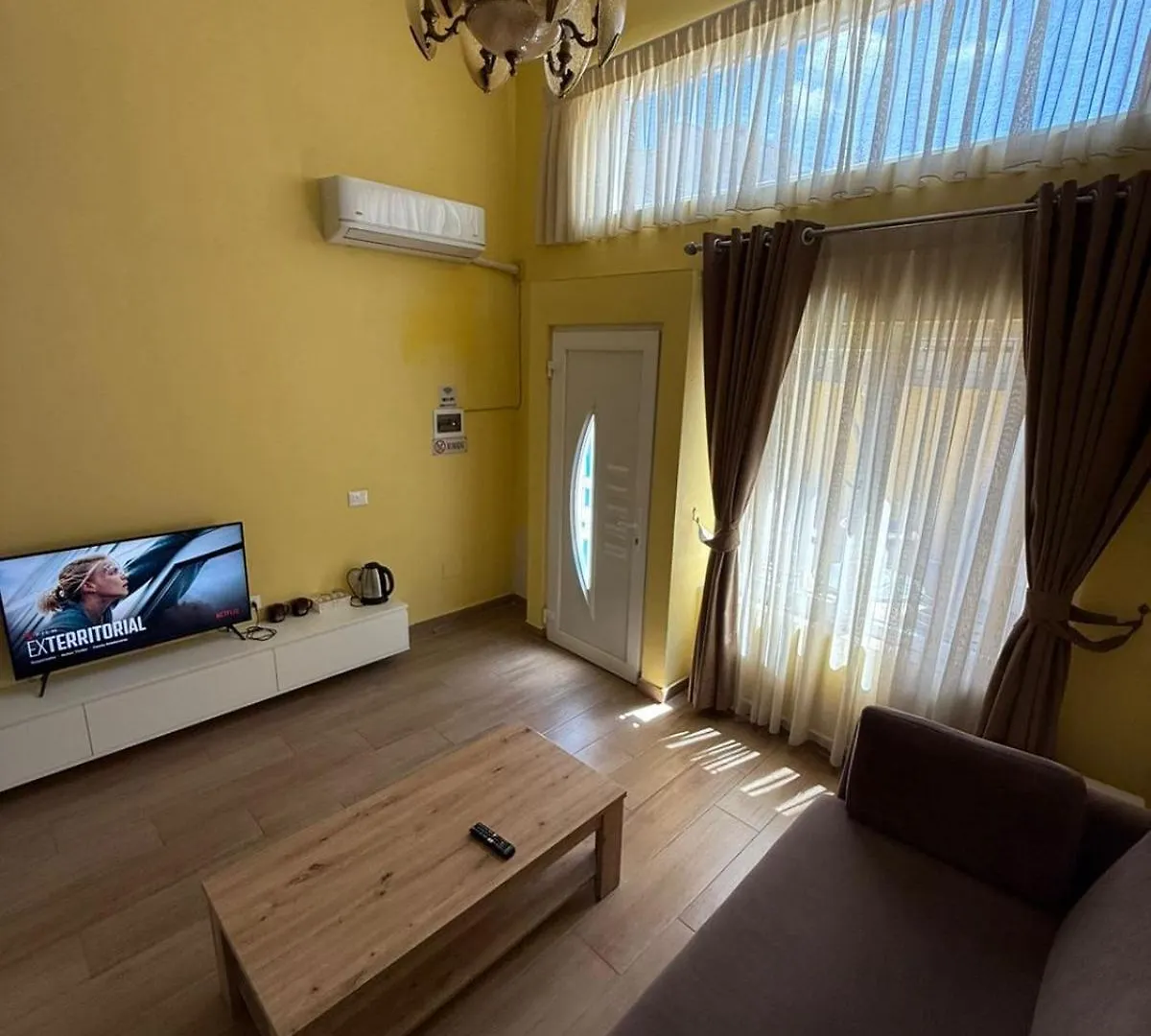 Auto Tana Guest House Tirana