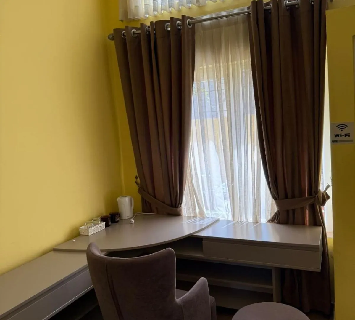 Auto Tana Guest House Tirana Bed & Breakfast
