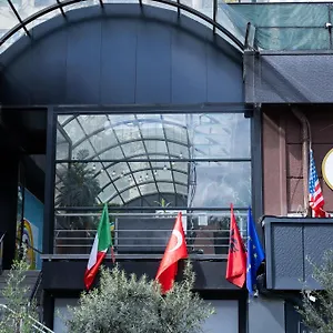 4r Colombo Tirana