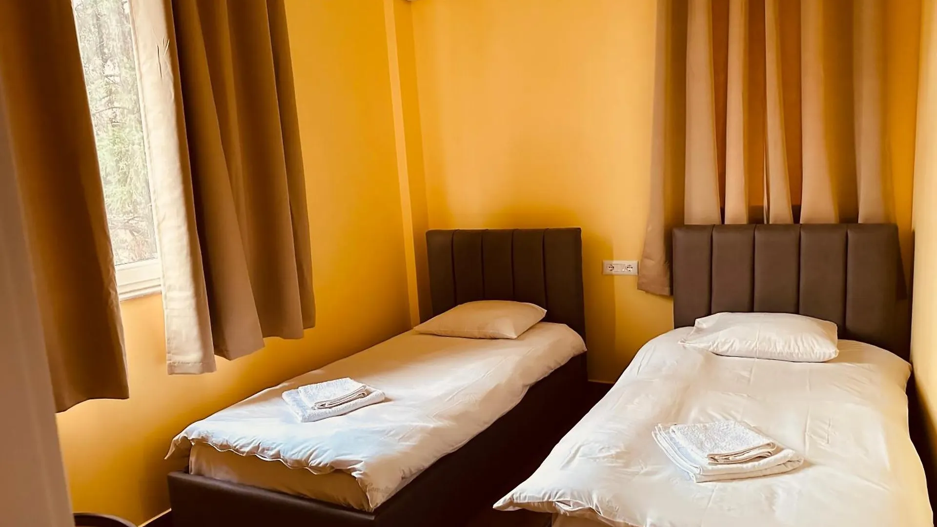 Oda ve Kahvaltı Auto Tana Guest House Tiran