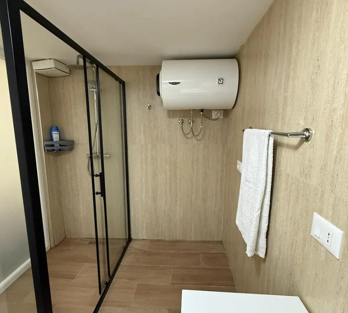 Auto Tana Guest House Tiran Oda ve Kahvaltı