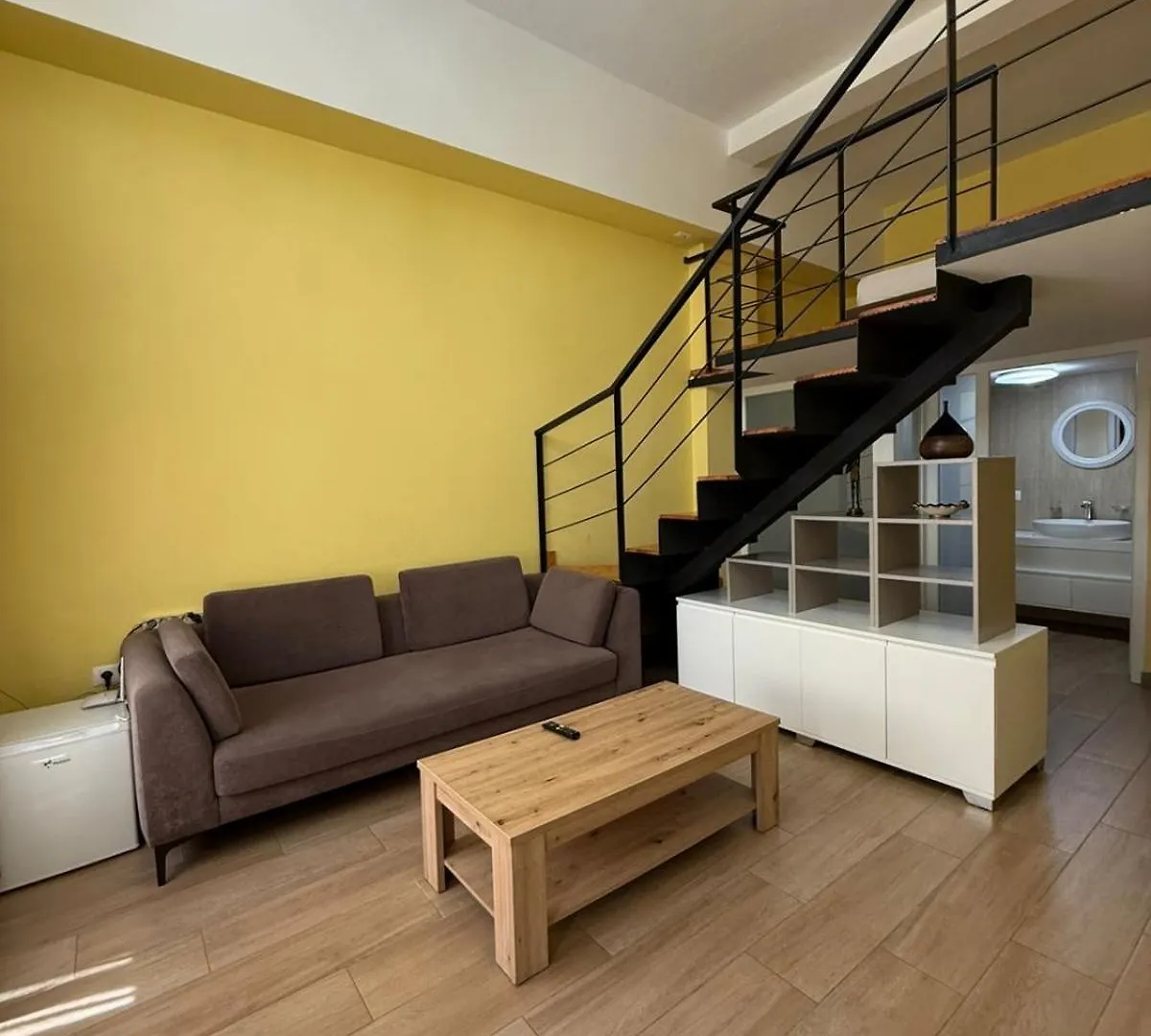Bed & Breakfast Auto Tana Guest House Tirana Albania